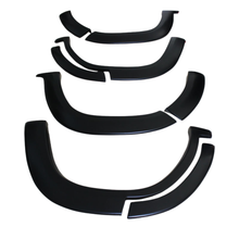 Load image into Gallery viewer, 2015-2019 Toyota Fortuner Smooth Fender Flare