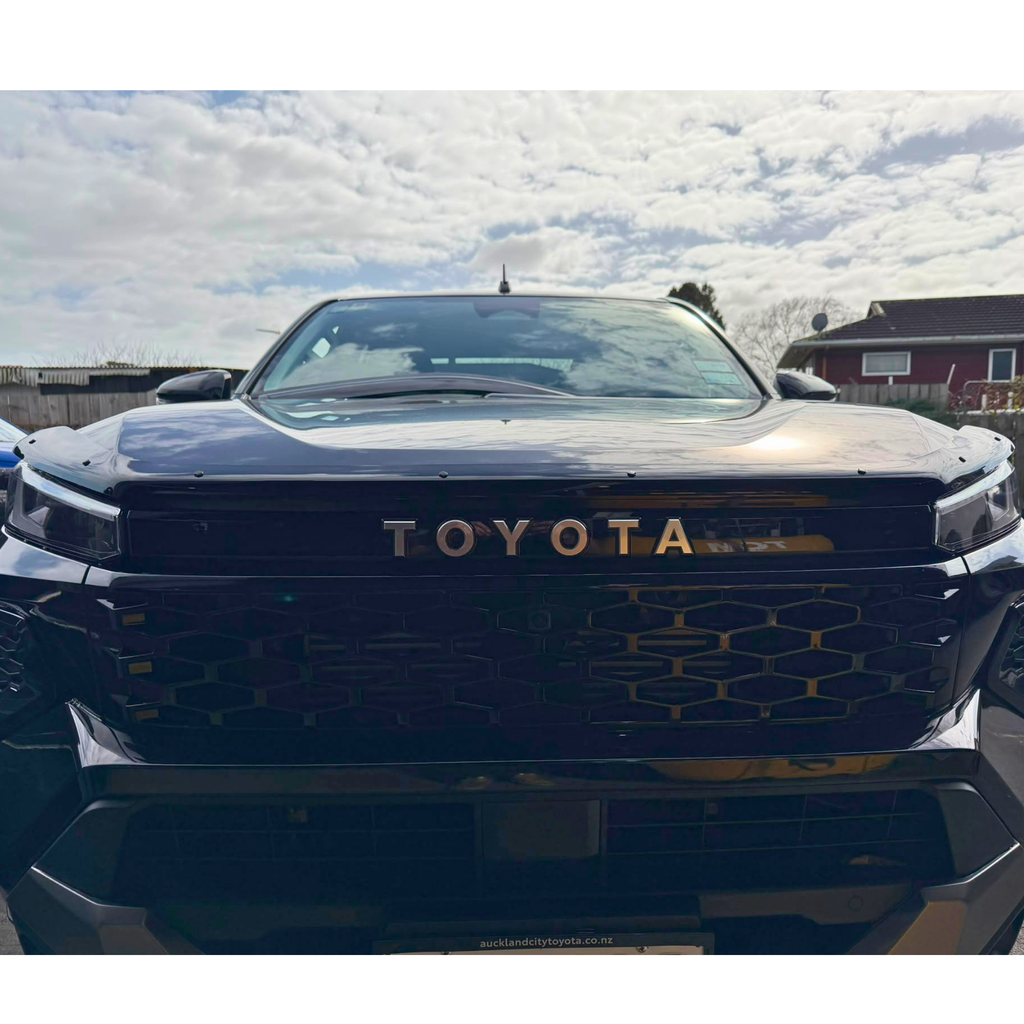 Bonnet Guard Dark Tint 2026+ Toyota Hilux