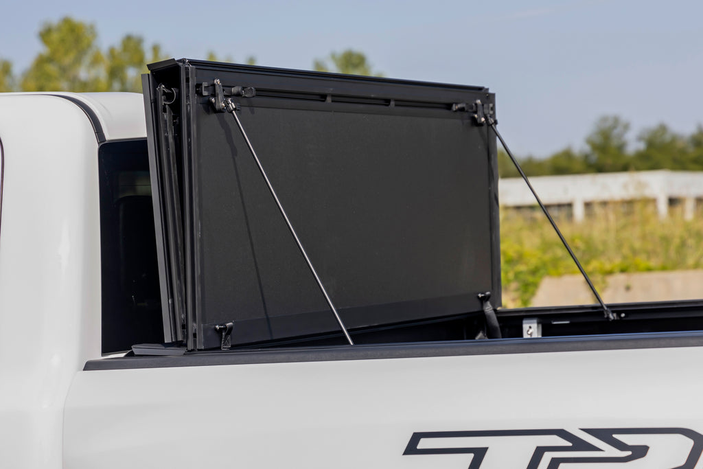 Rough Country Hard Tri-Fold Flip-Up Bed Cover Ram 1500 (19-26) / 1500 TRX (21-24)