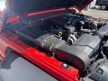 Load image into Gallery viewer, JL Jeep Wrangler Snorkel 3.6L V6 LLDPE quality 2018+