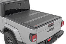 Load image into Gallery viewer, Hard Low Profile Bed Cover 5&#39; Bed Jeep Gladiator JT 4WD (2020-2025)