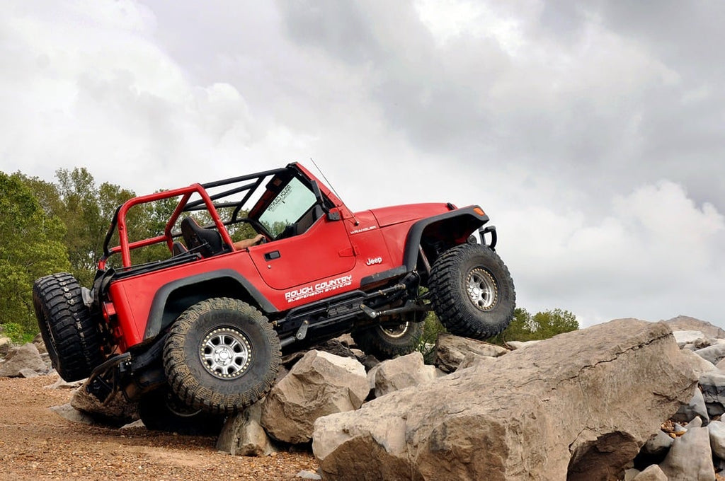 4 Inch Jeep Long Arm Suspension Lift Kit 97-06 Wrangler TJ Rough Country
