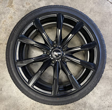 Load image into Gallery viewer, 4 new 19&quot; wheels and tyres 19x8 5/114.3 45p black DTM Utah 225/40R19 Hilfly